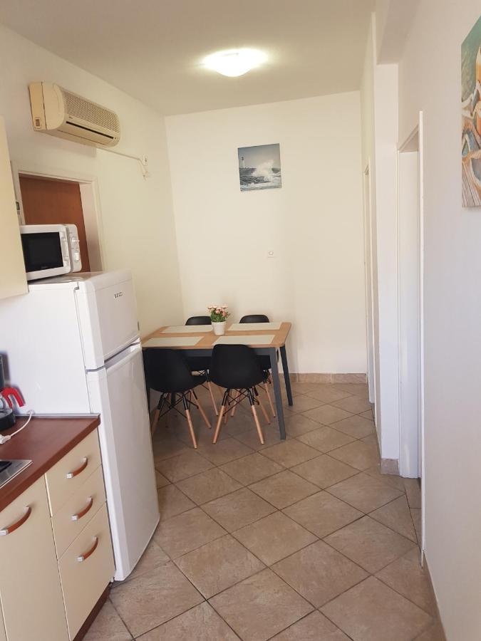 Apartmani Katica Novalja Eksteriør billede
