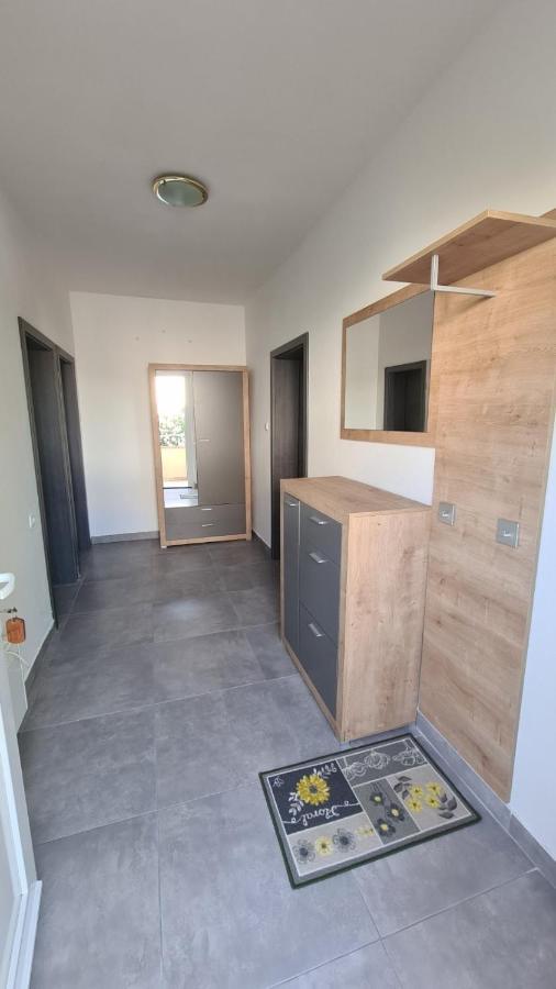 Apartmani Katica Novalja Eksteriør billede
